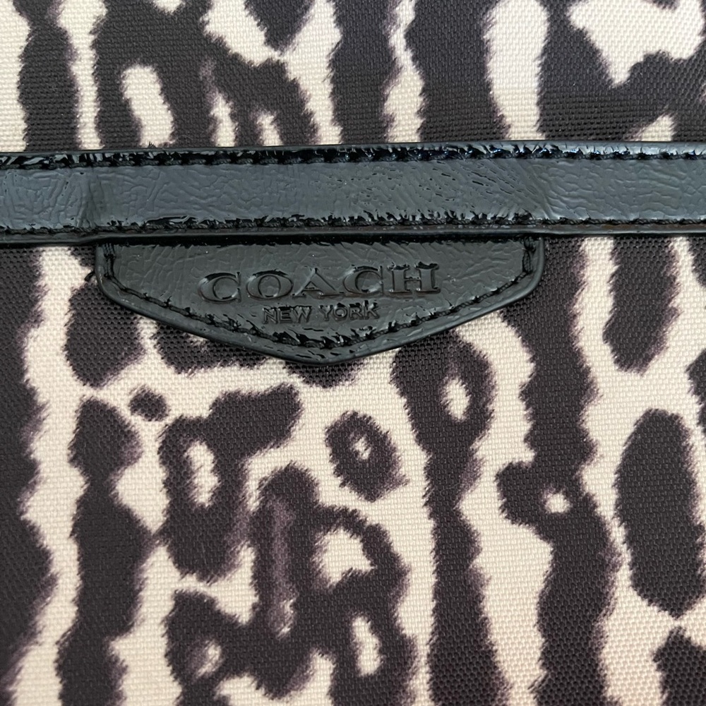 Coach Tan/Brown Animal Print Material Tote with Black Trim - Picture 9 of 10